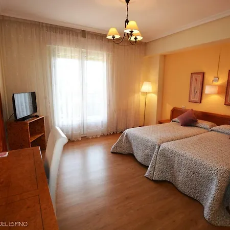 Maison d'hôtes Jj Hoyos del Espino